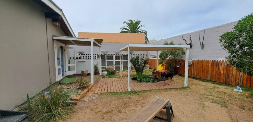 4 Bedroom House for Sale