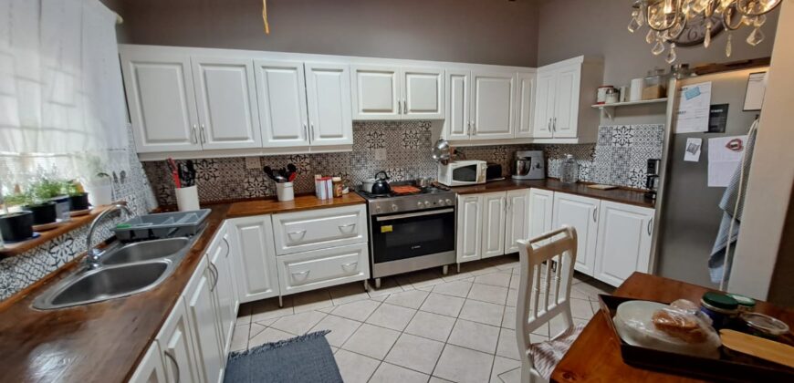 4 Bedroom House for Sale