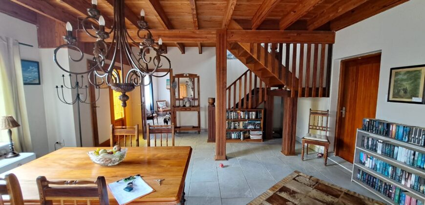 4 Bedroom House for Sale