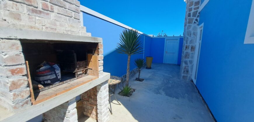 Blue Beach Cottage